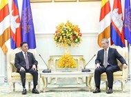 Senior Party official meets Cambodian PM Hun Manet in Phnom Penh